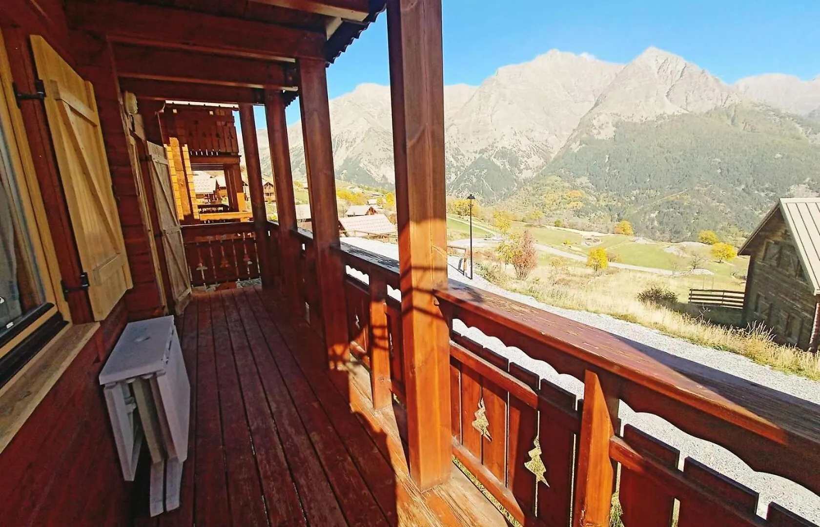Chalet Aiguilles - Grand Chalet 8 Couchages A Reallon Mae-8431